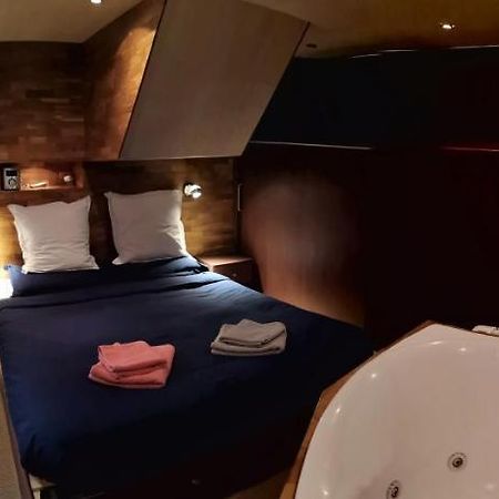 Le Bateau Ivre Hotel บอร์โด ภายนอก รูปภาพ