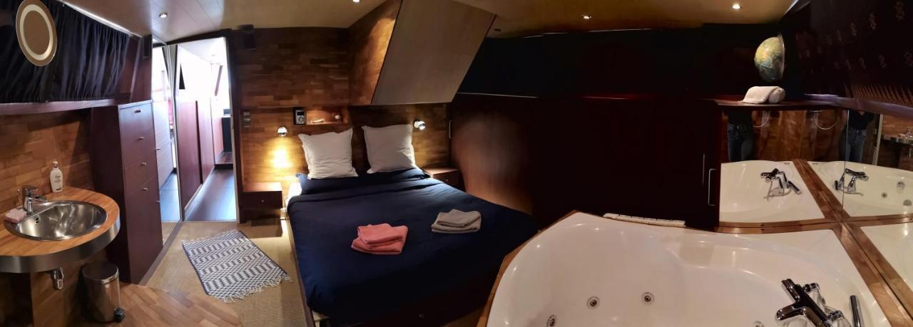 Le Bateau Ivre Hotel บอร์โด ภายนอก รูปภาพ